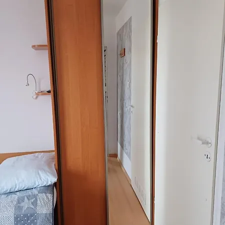 Habitación en casa particular Pola